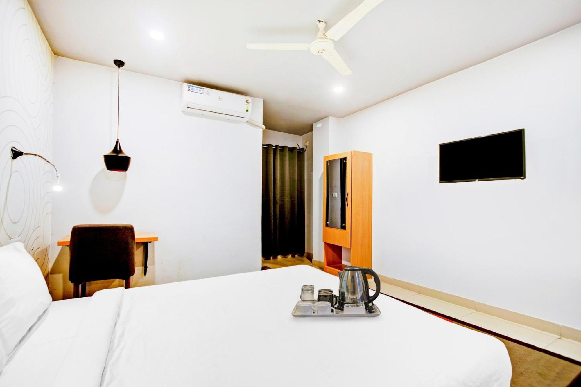 Townhouse Volga Homes Kaharpara エクステリア 写真