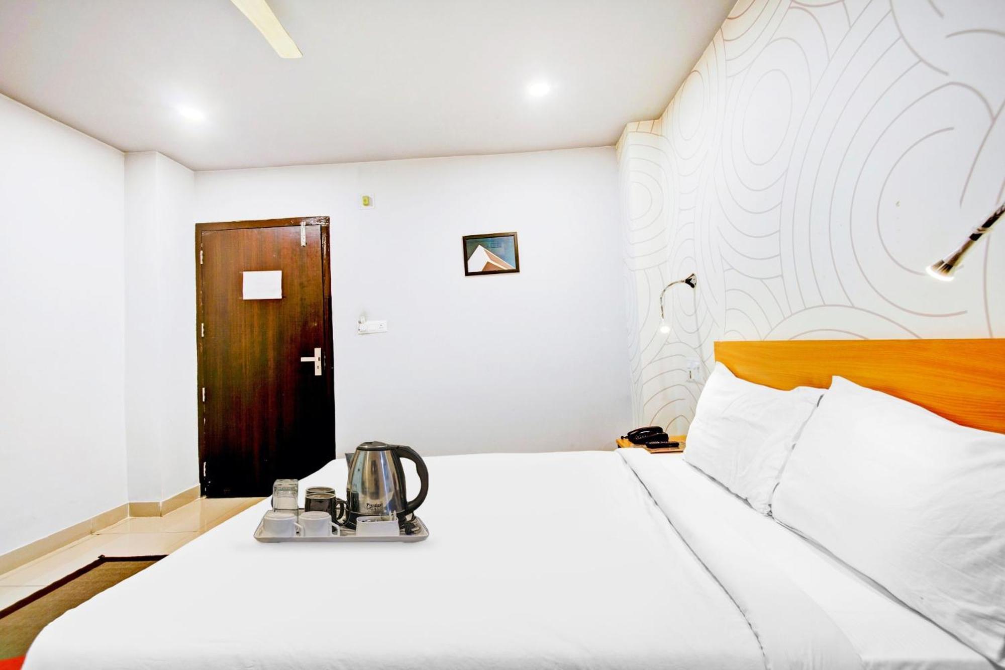 Townhouse Volga Homes Kaharpara エクステリア 写真